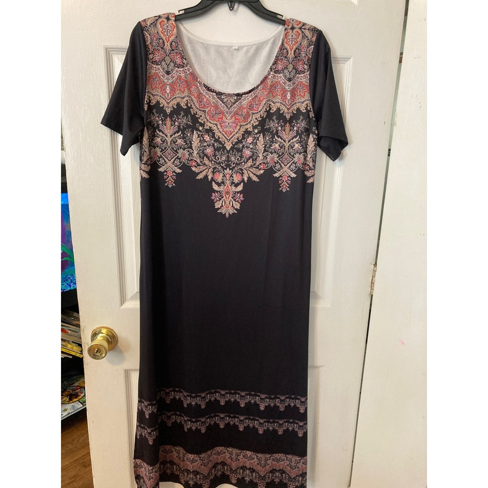 Boho Paisley Print Maxi Dress Black Short Sleeve Scoop Neck Shift Size M